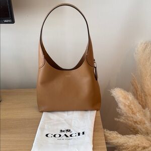 Brooklyn Shoulder Bag 28 Honey Brown
